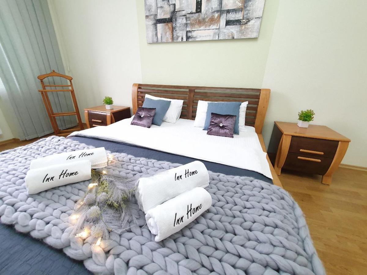 Inn Home Apartments - Kreshchatyk Area Kiev Esterno foto