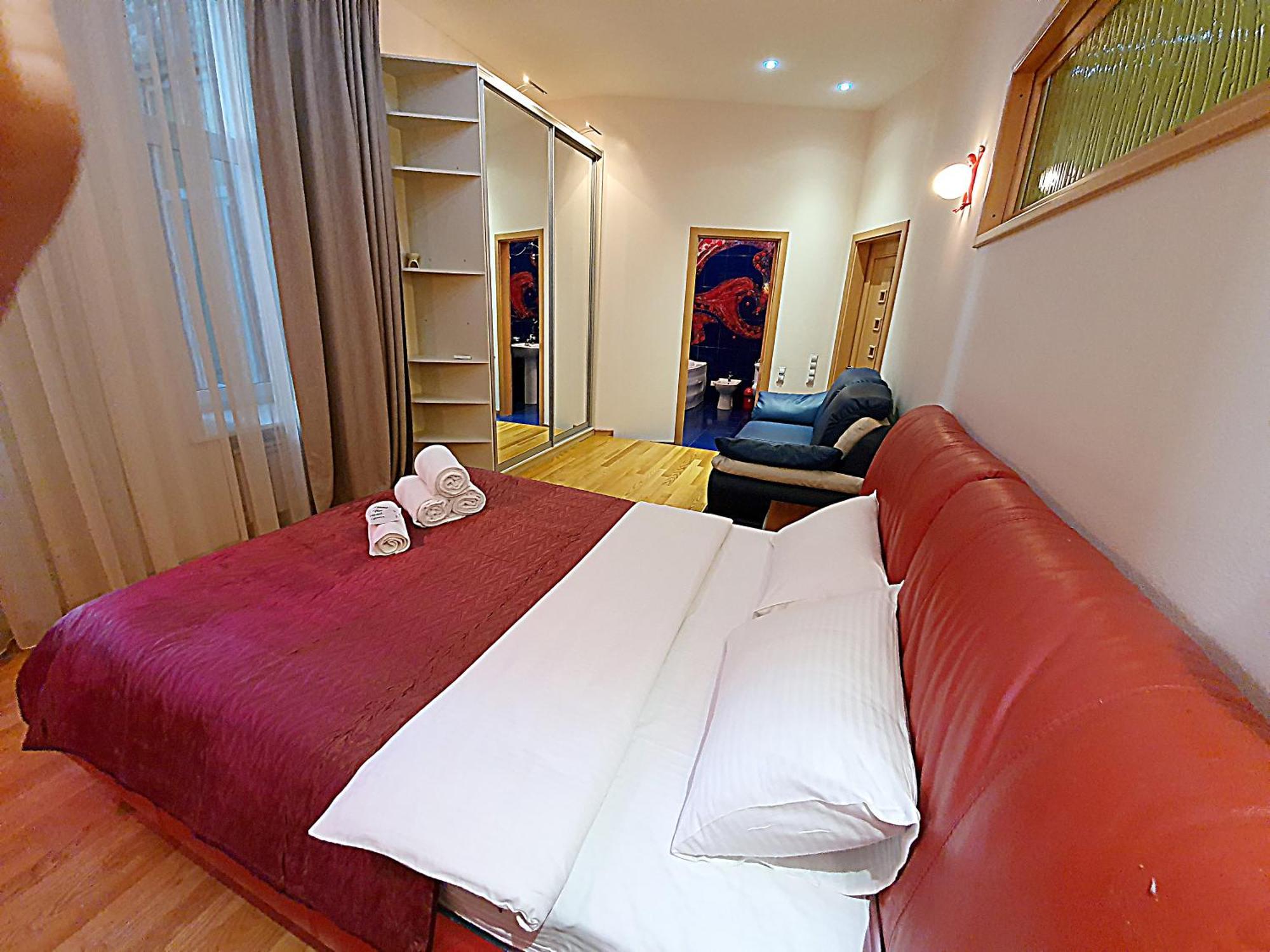 Inn Home Apartments - Kreshchatyk Area Kiev Esterno foto