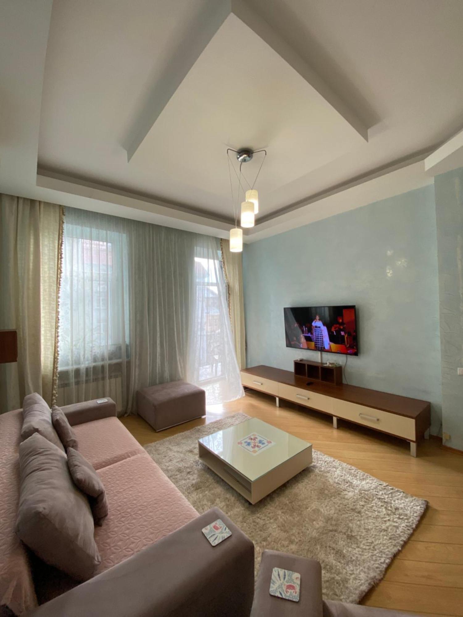 Inn Home Apartments - Kreshchatyk Area Kiev Esterno foto