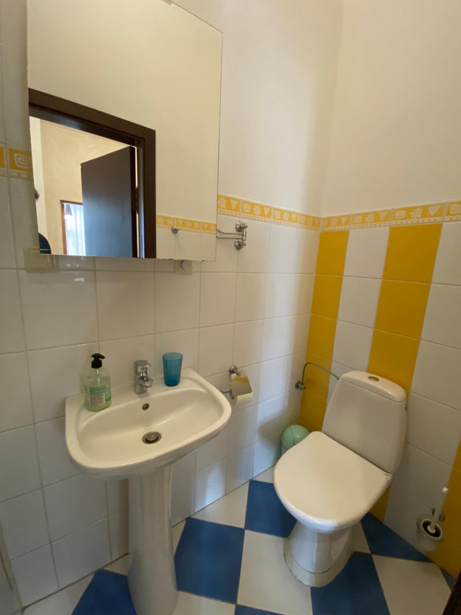Inn Home Apartments - Kreshchatyk Area Kiev Esterno foto