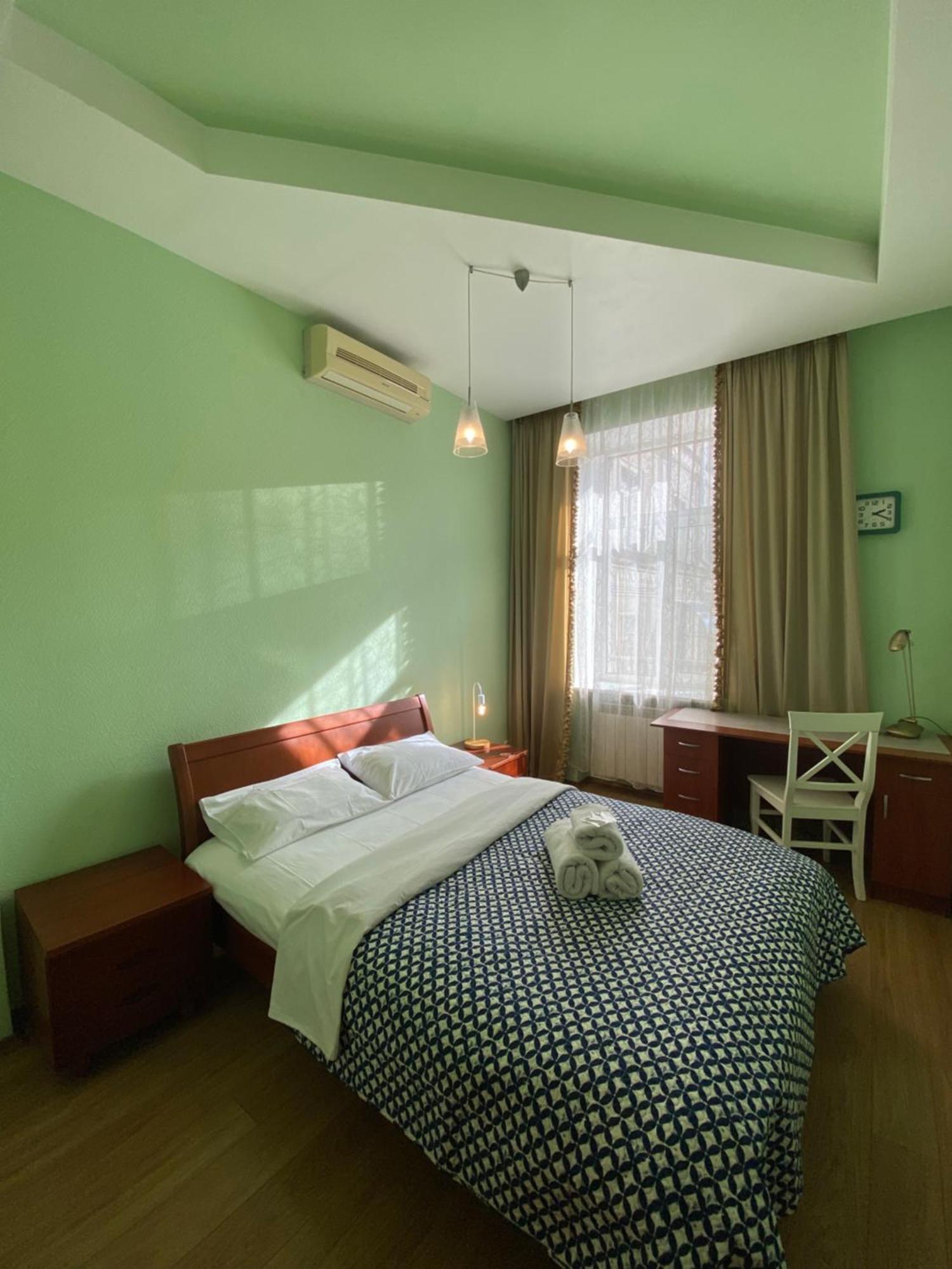 Inn Home Apartments - Kreshchatyk Area Kiev Esterno foto