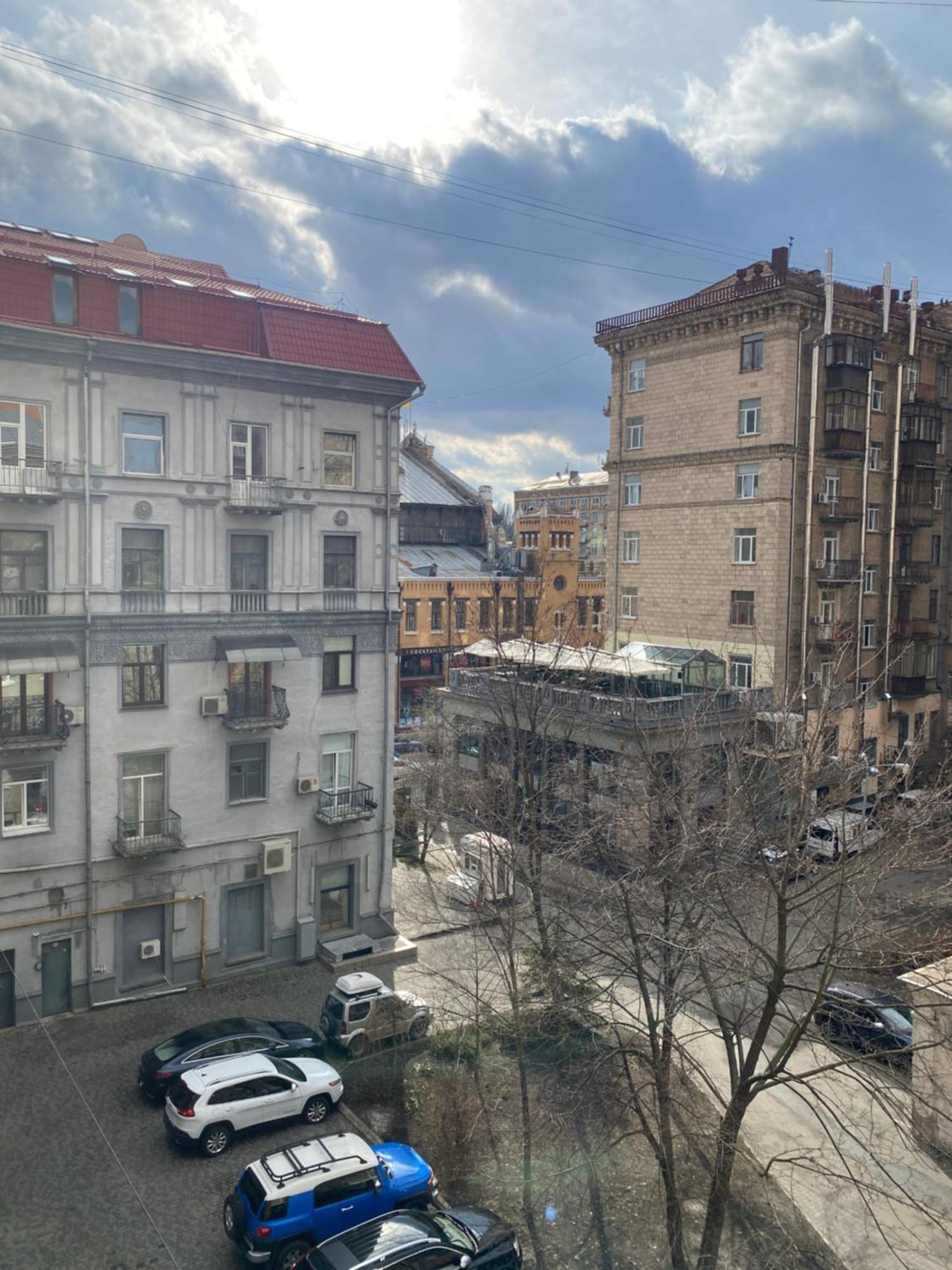 Inn Home Apartments - Kreshchatyk Area Kiev Esterno foto