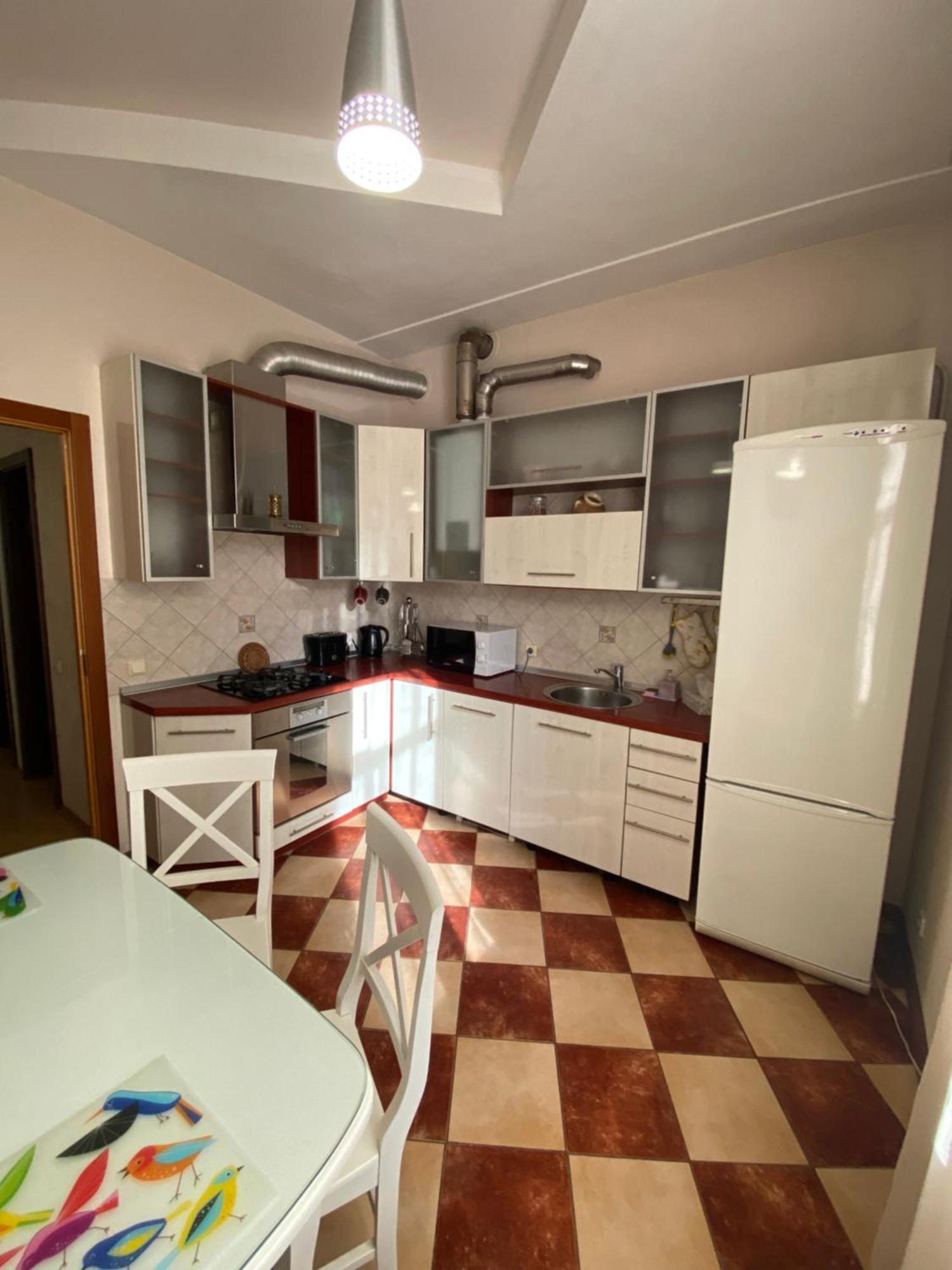 Inn Home Apartments - Kreshchatyk Area Kiev Esterno foto