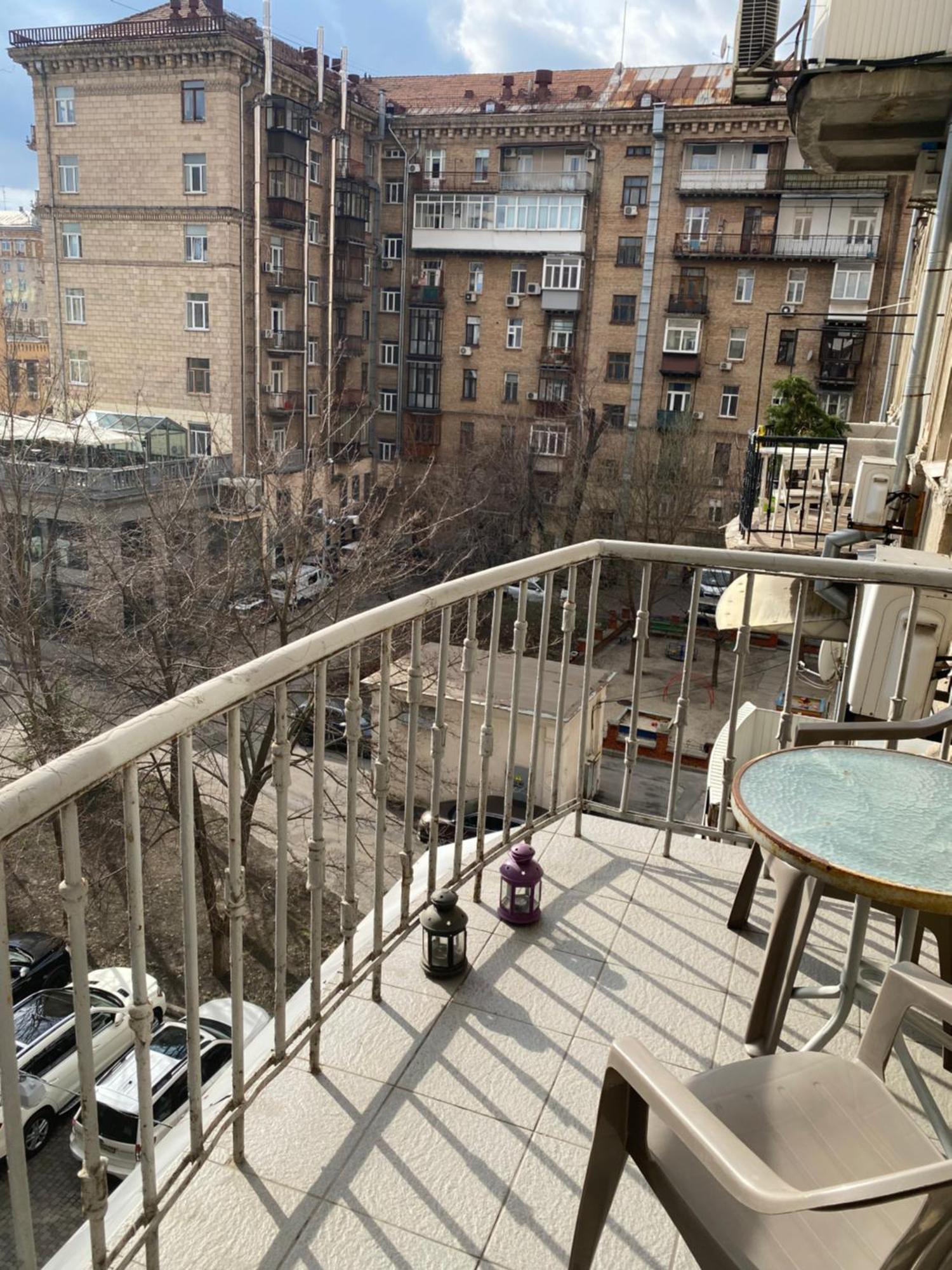 Inn Home Apartments - Kreshchatyk Area Kiev Esterno foto